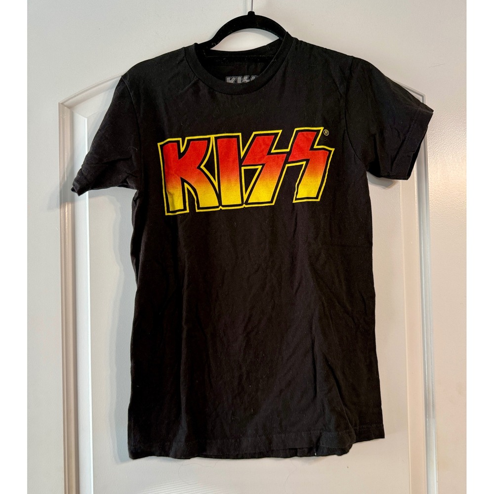 KISS Graphic T-Shirt Small Black Rock Band Logo Tee Metal Gene Simmons RocknRoll